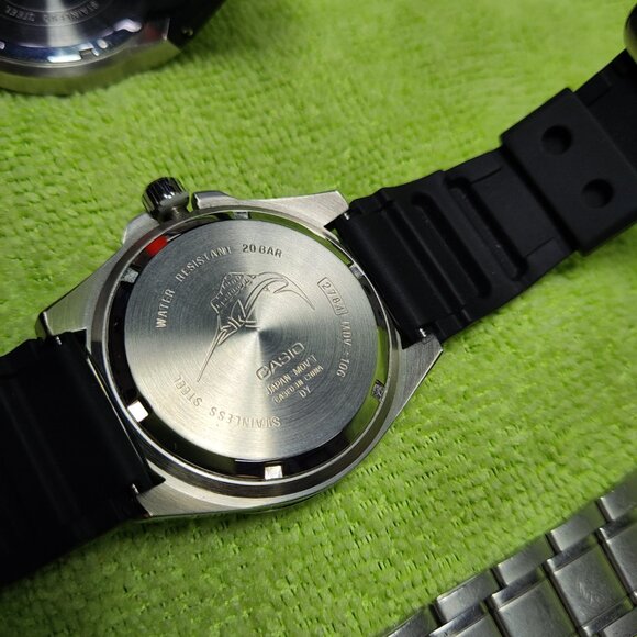 4 watches 3 Casios and A Forsinig automatic - Picture 9 of 16